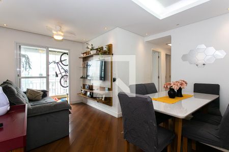 Sala de apartamento à venda com 3 quartos, 60m² em Chácara Seis de Outubro, São Paulo