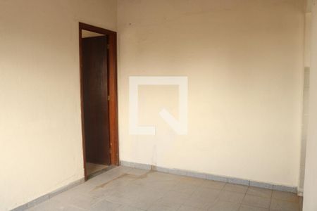 Casa 1 - Sala de casa à venda com 4 quartos, 492m² em Vila Ipojuca, São Paulo