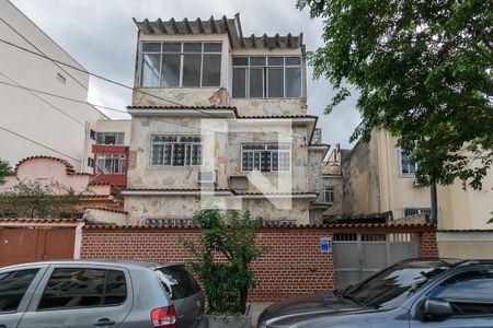 Fachada do imóvel de casa à venda com 4 quartos, 296m² em Olaria, Rio de Janeiro