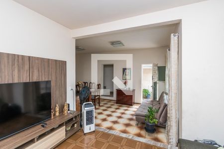 Sala de casa à venda com 4 quartos, 296m² em Olaria, Rio de Janeiro