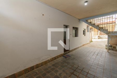 Garagem de casa à venda com 4 quartos, 47m² em Vila São Paulo, Contagem