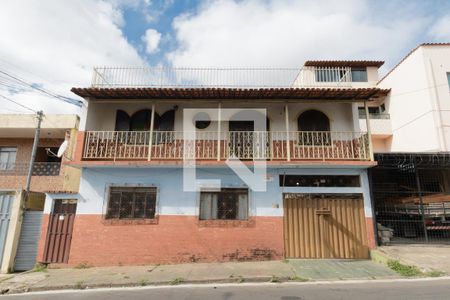 Fachada de casa à venda com 4 quartos, 47m² em Vila São Paulo, Contagem