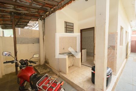 Casa 2 - Área de Serviços de casa à venda com 4 quartos, 47m² em Vila São Paulo, Contagem