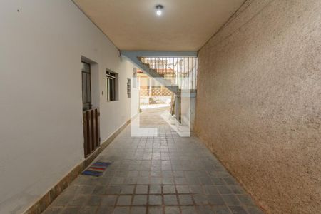 Garagem de casa à venda com 4 quartos, 47m² em Vila São Paulo, Contagem