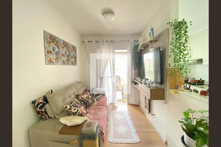 Sala de apartamento à venda com 2 quartos, 57m² em Vila Milton, Guarulhos