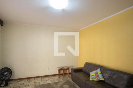 Sala de casa à venda com 4 quartos, 185m² em Vila Gustavo, São Paulo