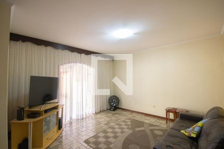 Sala de casa à venda com 4 quartos, 185m² em Vila Gustavo, São Paulo