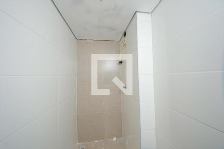 Banheiro de apartamento para alugar com 2 quartos, 45m² em Vila Fernandes, São Paulo