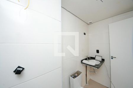 Banheiro de apartamento para alugar com 2 quartos, 45m² em Vila Fernandes, São Paulo