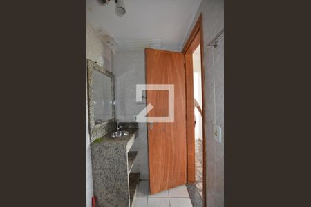 Banheiro de apartamento para alugar com 2 quartos, 63m² em Campinho, Rio de Janeiro