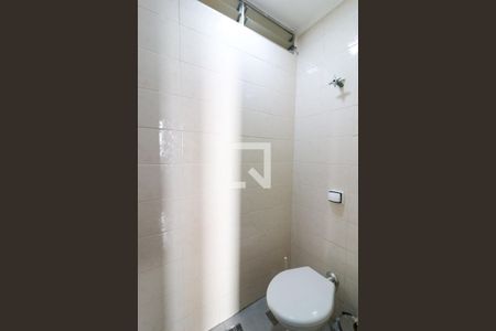 Lavabo de apartamento para alugar com 3 quartos, 82m² em Centro, Campinas