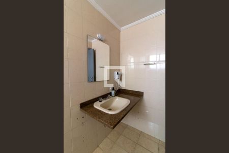 Banheiro de apartamento para alugar com 3 quartos, 82m² em Centro, Campinas