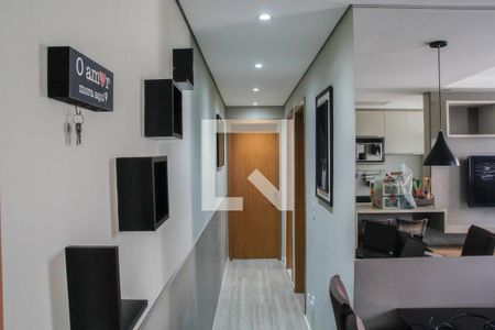 Corredor de apartamento para alugar com 2 quartos, 44m² em Jardim Iris, São Paulo