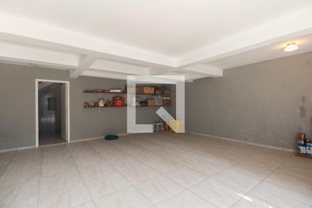 Garagem  de casa à venda com 3 quartos, 267m² em Cidade Mãe do Céu, São Paulo