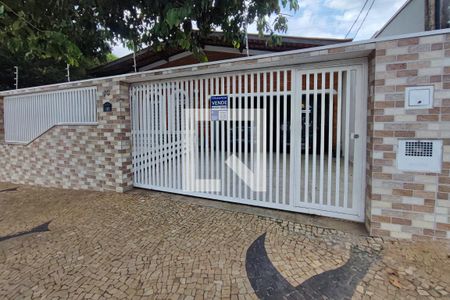 Fachada de casa à venda com 3 quartos, 165m² em Jardim Nova Europa, Campinas