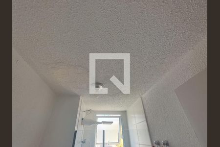 Banheiro de apartamento para alugar com 2 quartos, 42m² em Arvoredo Ii, Contagem