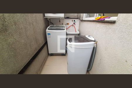Área de Serviço de casa à venda com 2 quartos, 66m² em Santa Maria, Osasco