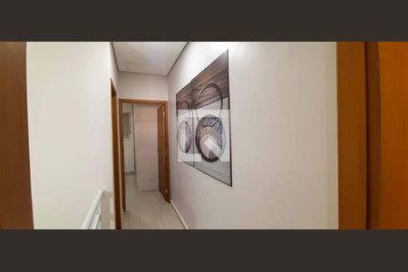 Corredor de casa à venda com 2 quartos, 66m² em Santa Maria, Osasco