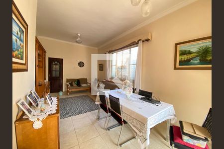 Sala de casa à venda com 3 quartos, 210m² em Pilares, Rio de Janeiro