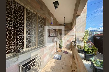 Varanda de casa à venda com 3 quartos, 210m² em Pilares, Rio de Janeiro