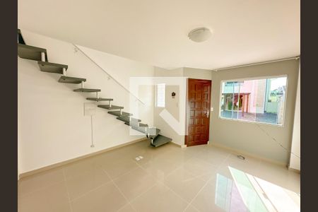 Sala de TV de casa para alugar com 2 quartos, 86m² em Ingleses do Rio Vermelho, Florianópolis