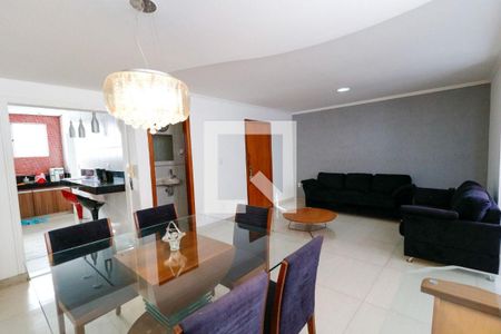 Apartamento à venda com 4 quartos, 240m² em Buritis, Belo Horizonte