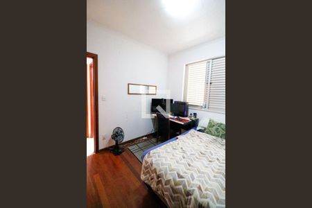 Apartamento à venda com 4 quartos, 240m² em Buritis, Belo Horizonte