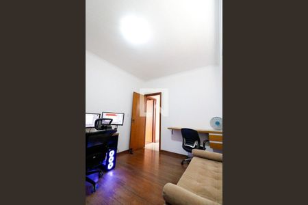 Apartamento à venda com 4 quartos, 240m² em Buritis, Belo Horizonte