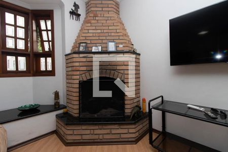 Lareira de casa à venda com 4 quartos, 255m² em Vila Maria Alta, São Paulo