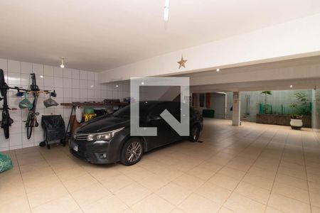 Garagem de casa à venda com 4 quartos, 255m² em Vila Maria Alta, São Paulo