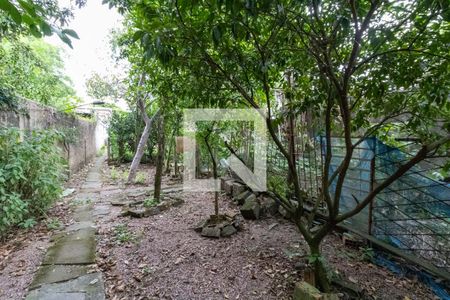 Quintal de casa à venda com 4 quartos, 150m² em Glória, Porto Alegre