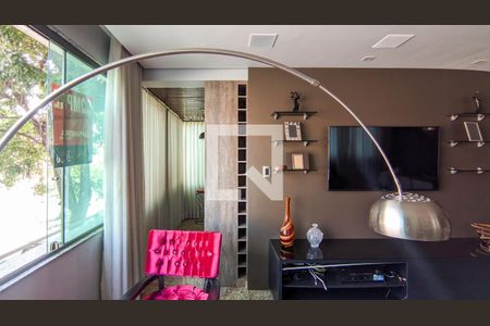 Sala de apartamento à venda com 3 quartos, 187m² em Santa Efigênia, Belo Horizonte