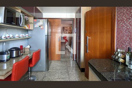 Cozinha de apartamento à venda com 3 quartos, 187m² em Santa Efigênia, Belo Horizonte