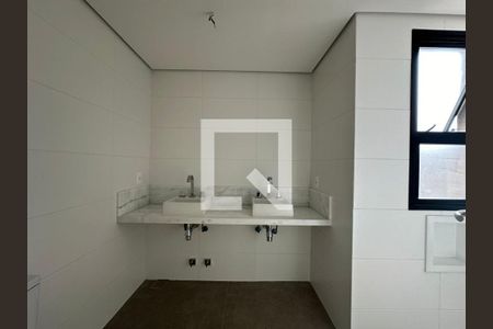 Casa de Condomínio à venda com 3 quartos, 470m² em Jardim Leonor, São Paulo