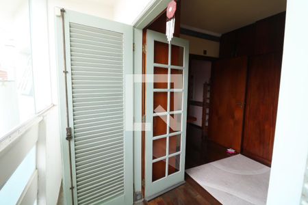 Varanda Quarto 3 de casa à venda com 3 quartos, 296m² em Chácara Mafalda, São Paulo