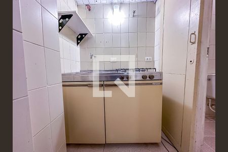 Cozinha de apartamento para alugar com 1 quarto, 21m² em Centro, Rio de Janeiro