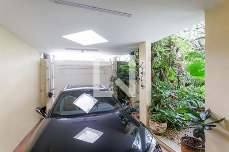 Garagem de casa à venda com 4 quartos, 660m² em Vila Clementino, São Paulo