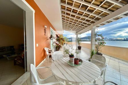 Varanda de apartamento para alugar com 4 quartos, 400m² em Urca, Rio de Janeiro