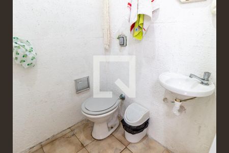 Banheiro de serviço de casa para alugar com 6 quartos, 400m² em Parque da Mooca, São Paulo