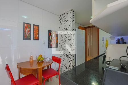Cozinha de apartamento para alugar com 2 quartos, 150m² em Estrela Dalva, Belo Horizonte
