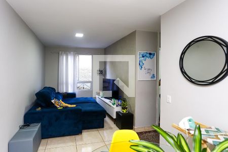 Sala de apartamento para alugar com 2 quartos, 70m² em Jardim São Jorge, São Paulo