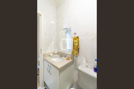 Banheiro de casa para alugar com 2 quartos, 70m² em Jardim Oriental, São Paulo