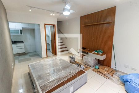 Sala de casa de condomínio à venda com 2 quartos, 84m² em Jardim Umarizal, São Paulo