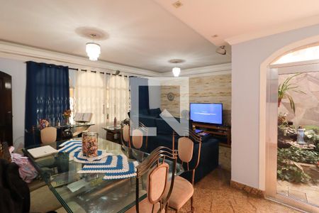 Sala de casa à venda com 5 quartos, 233m² em Vila Medeiros, São Paulo