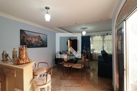 Sala de casa à venda com 5 quartos, 233m² em Vila Medeiros, São Paulo