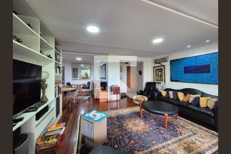 Sala de apartamento à venda com 4 quartos, 225m² em Barra da Tijuca, Rio de Janeiro