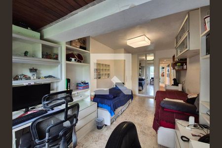 Quarto 1 de apartamento à venda com 4 quartos, 225m² em Barra da Tijuca, Rio de Janeiro