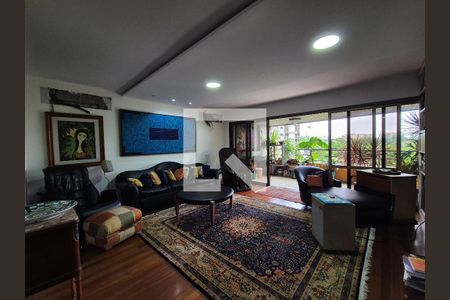 Sala de apartamento à venda com 4 quartos, 225m² em Barra da Tijuca, Rio de Janeiro