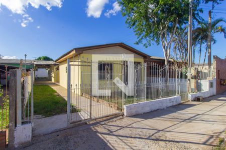 Fachada de casa à venda com 2 quartos, 45m² em Rio Branco, Canoas