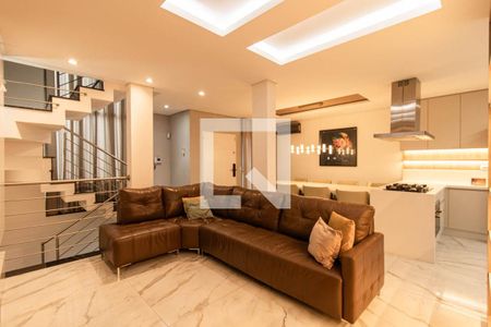 Sala de casa de condomínio para alugar com 2 quartos, 180m² em Pinheirinho, Curitiba